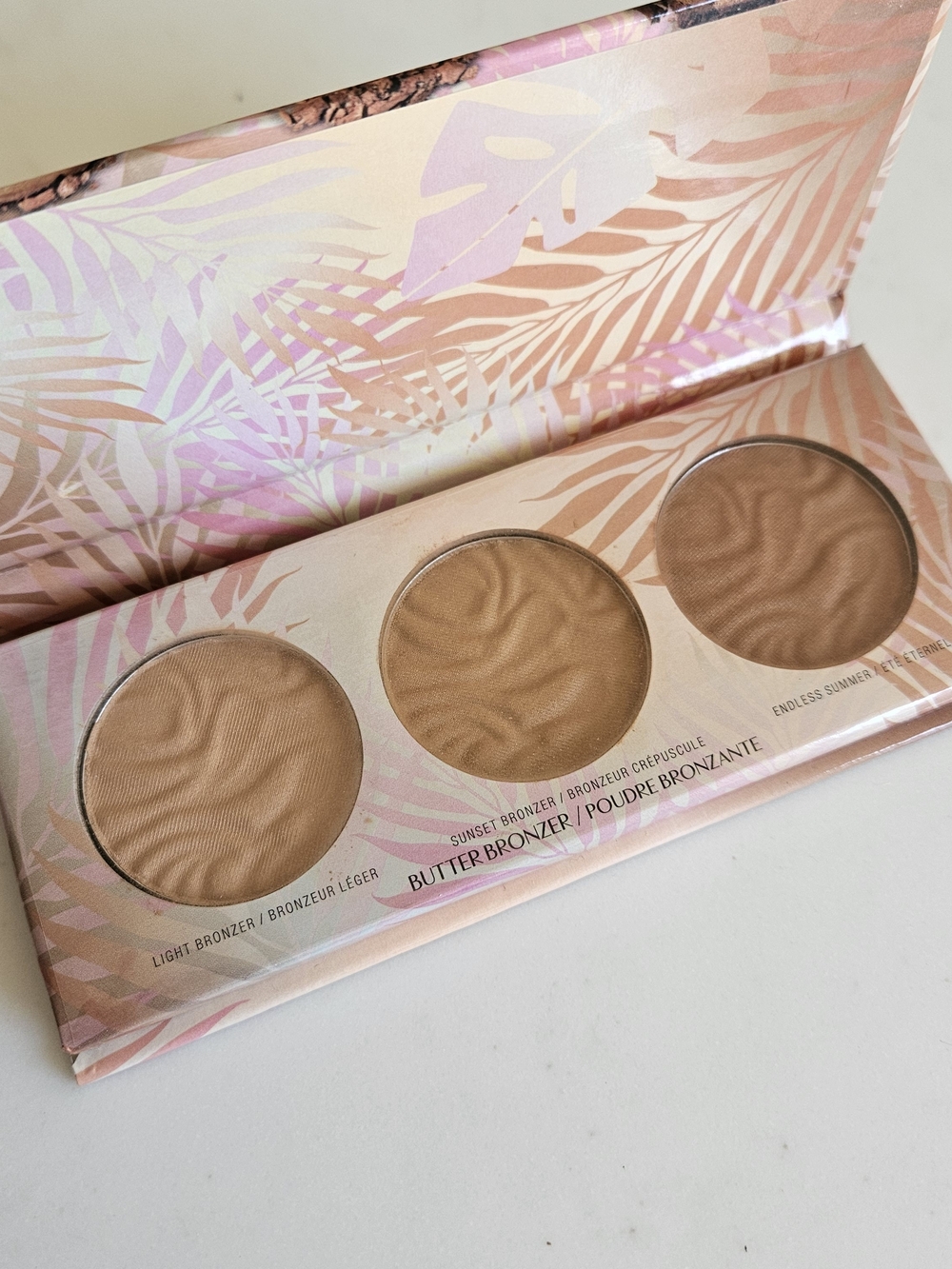 New Physicians Formula Murumuru Butter Bronzer Palette - Warm Bronze Shades - Picture 3 of 6